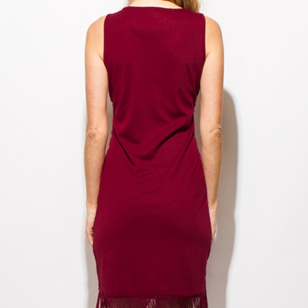 ~RED AND GOLD SEQUINED CHEVRON PRINT DRESS~ - Picture 4 of 6